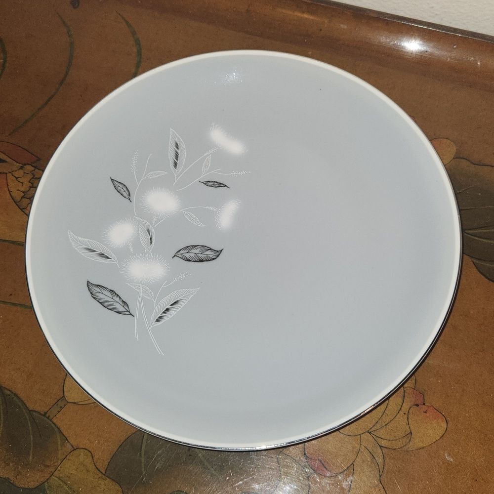 Sapphire by Deville Dinner Plate Japan